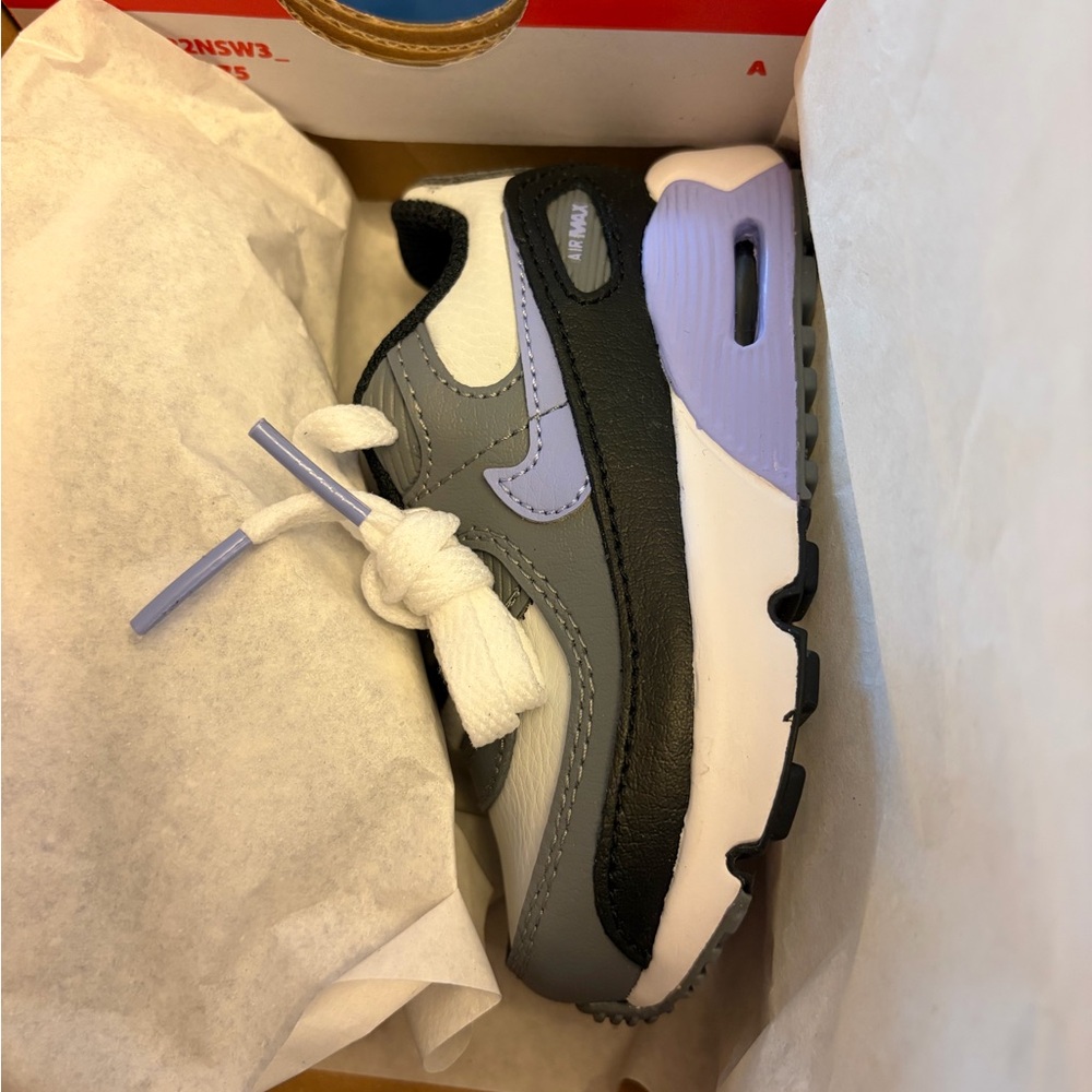 Nike Kids Black and Lavender Sneakers Nike air max 90